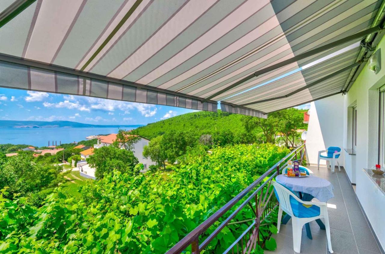 Apartment In Novi Vinodolski 15274 Povile Kültér fotó
