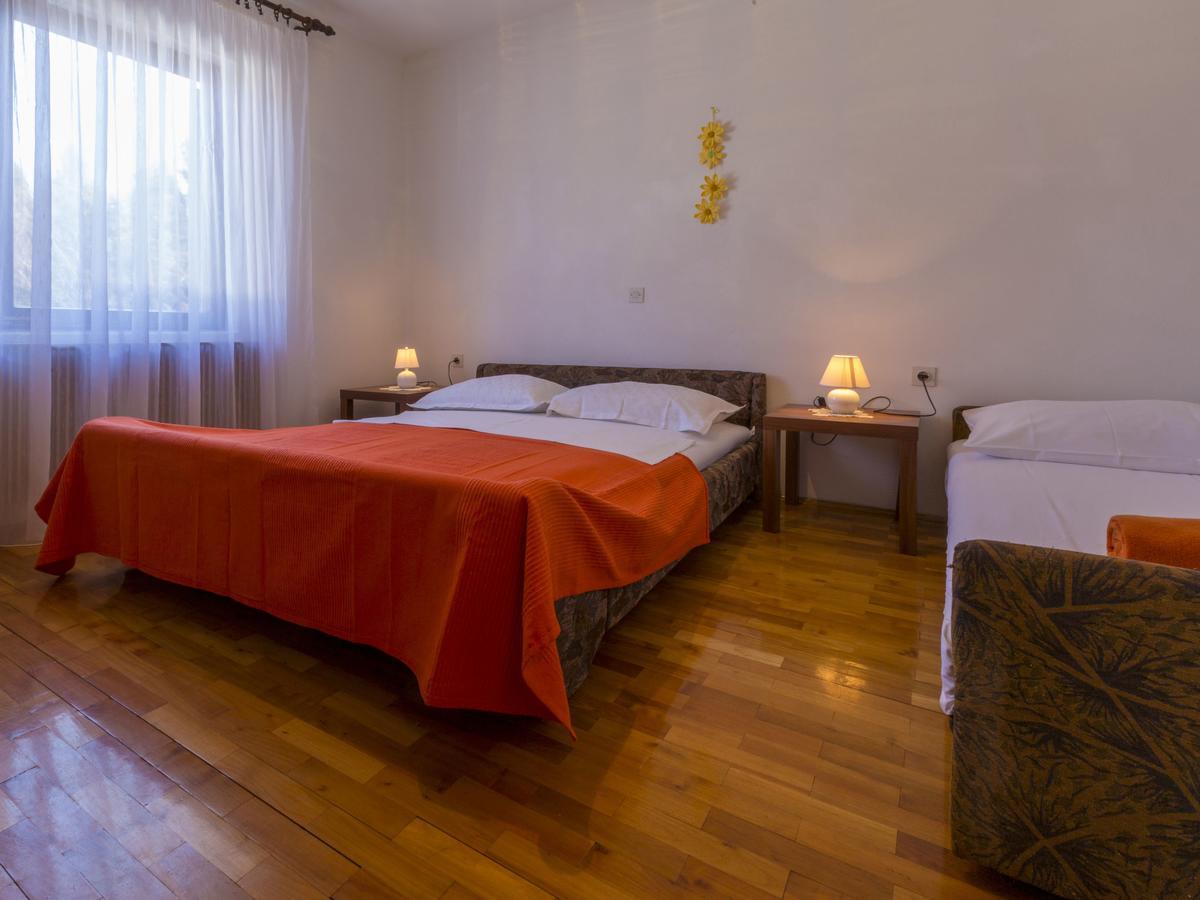 Apartment In Novi Vinodolski 15274 Povile Kültér fotó