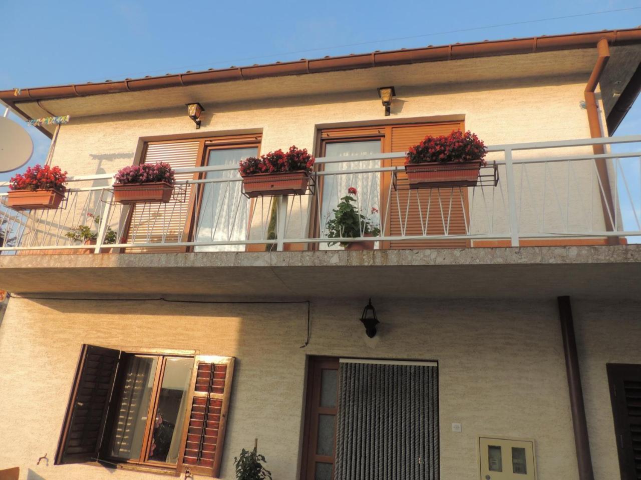 Apartment In Novi Vinodolski 15274 Povile Kültér fotó