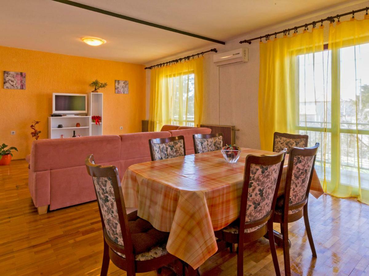 Apartment In Novi Vinodolski 15274 Povile Kültér fotó